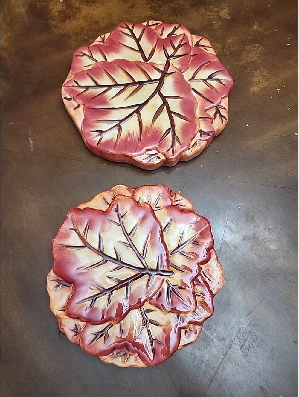 2 Ceramic 10 1/2", 9" Fall Leaf Wall Table Decor Preowned Halloween Thanksgiving